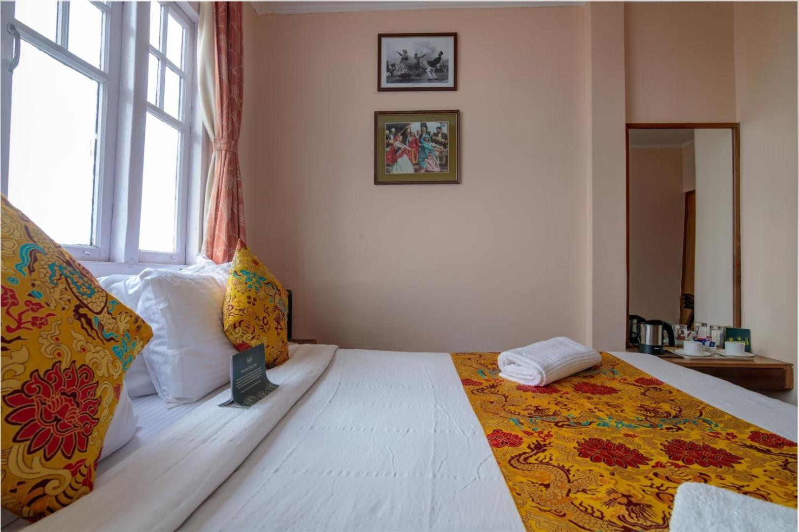 Muscatel Spring Burn - 100 Mts From Mall Road Darjeeling  Exterior foto
