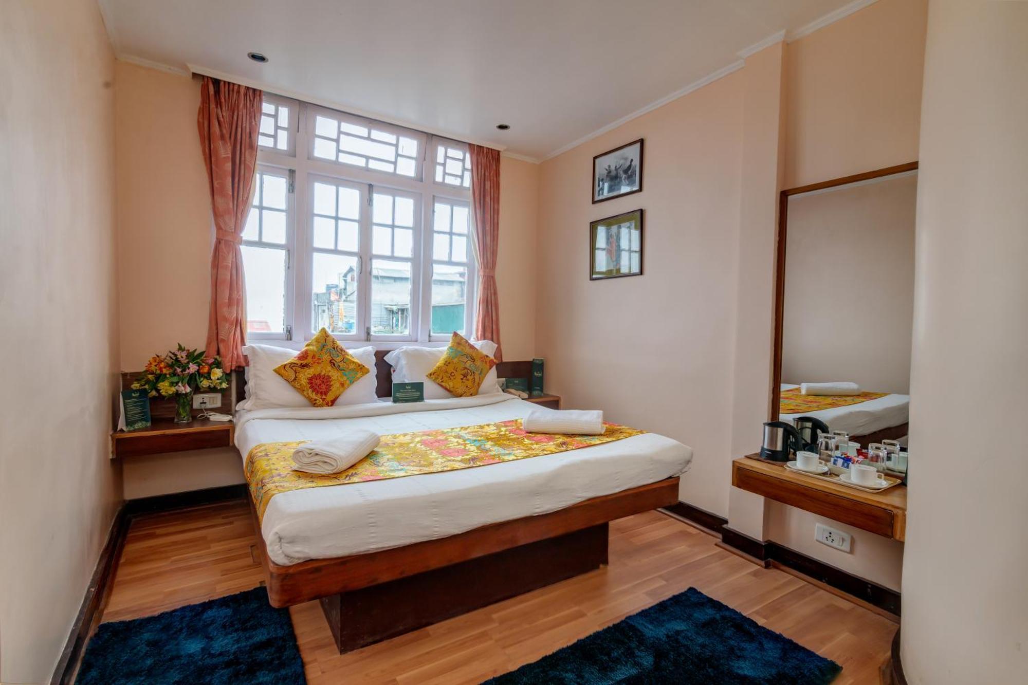 Muscatel Spring Burn - 100 Mts From Mall Road Darjeeling  Exterior foto